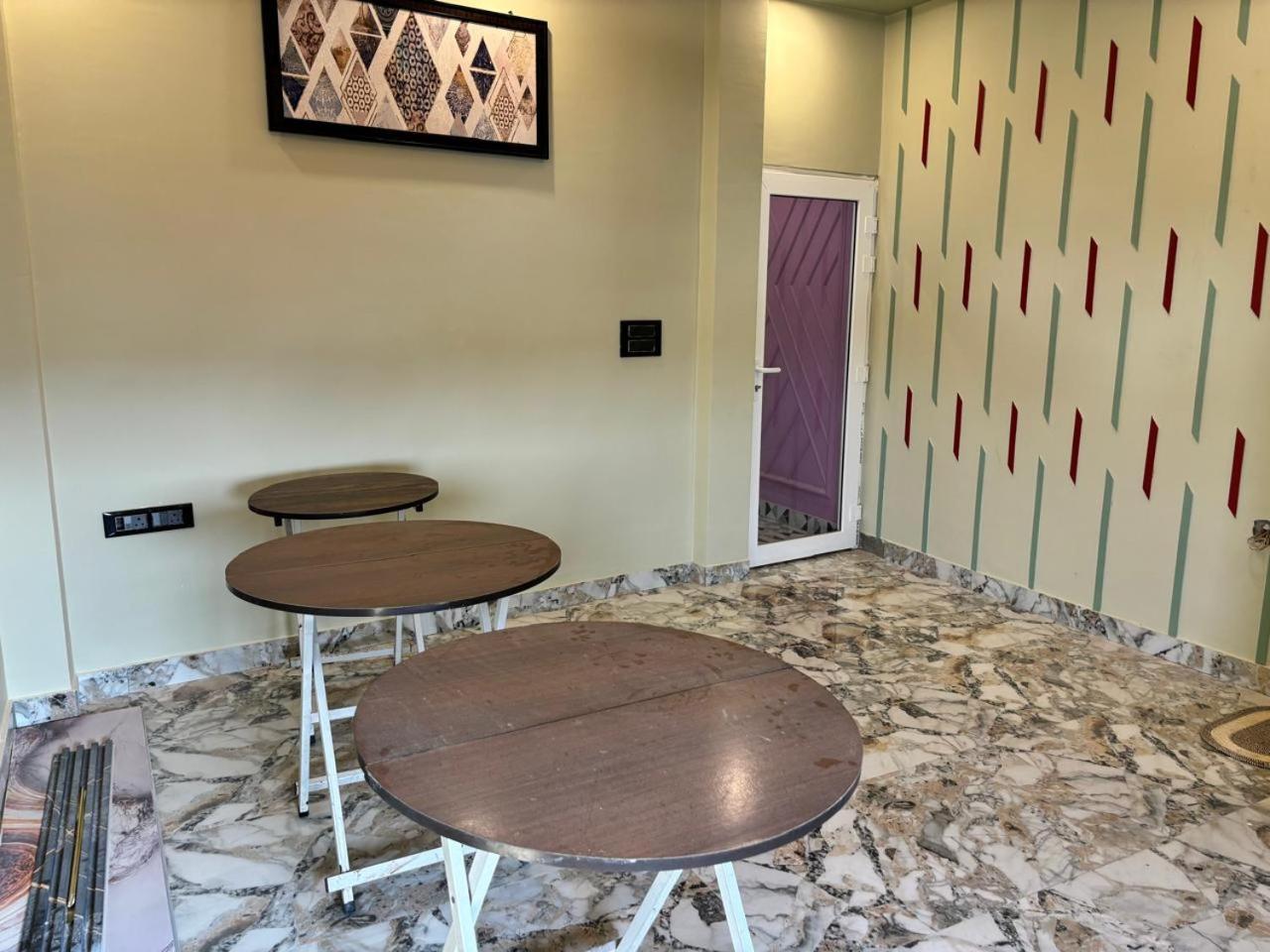 Holy City Inn Βαρανάσι Εξωτερικό φωτογραφία
