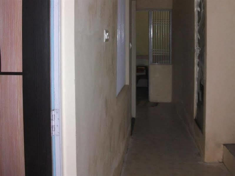 Holy City Inn Βαρανάσι Εξωτερικό φωτογραφία
